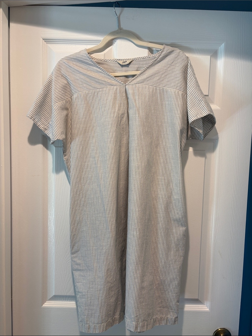 Grayers Women Blue and White Striped Top